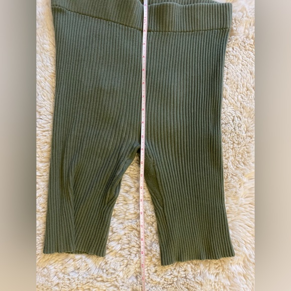 Lunya Green High-Waisted Bike Shorts Stretchy Fit - Picture 7 of 8